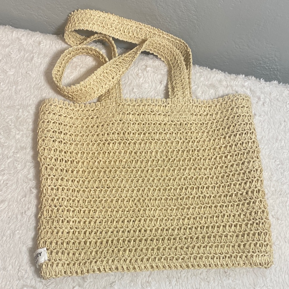 Burberry - Beige Crochet Tote Bag - Picture 1 of 4